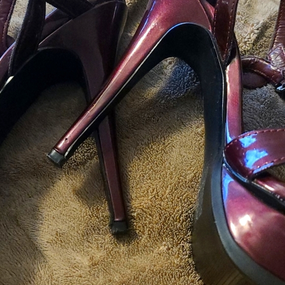Deep Plum heels - Picture 8 of 9